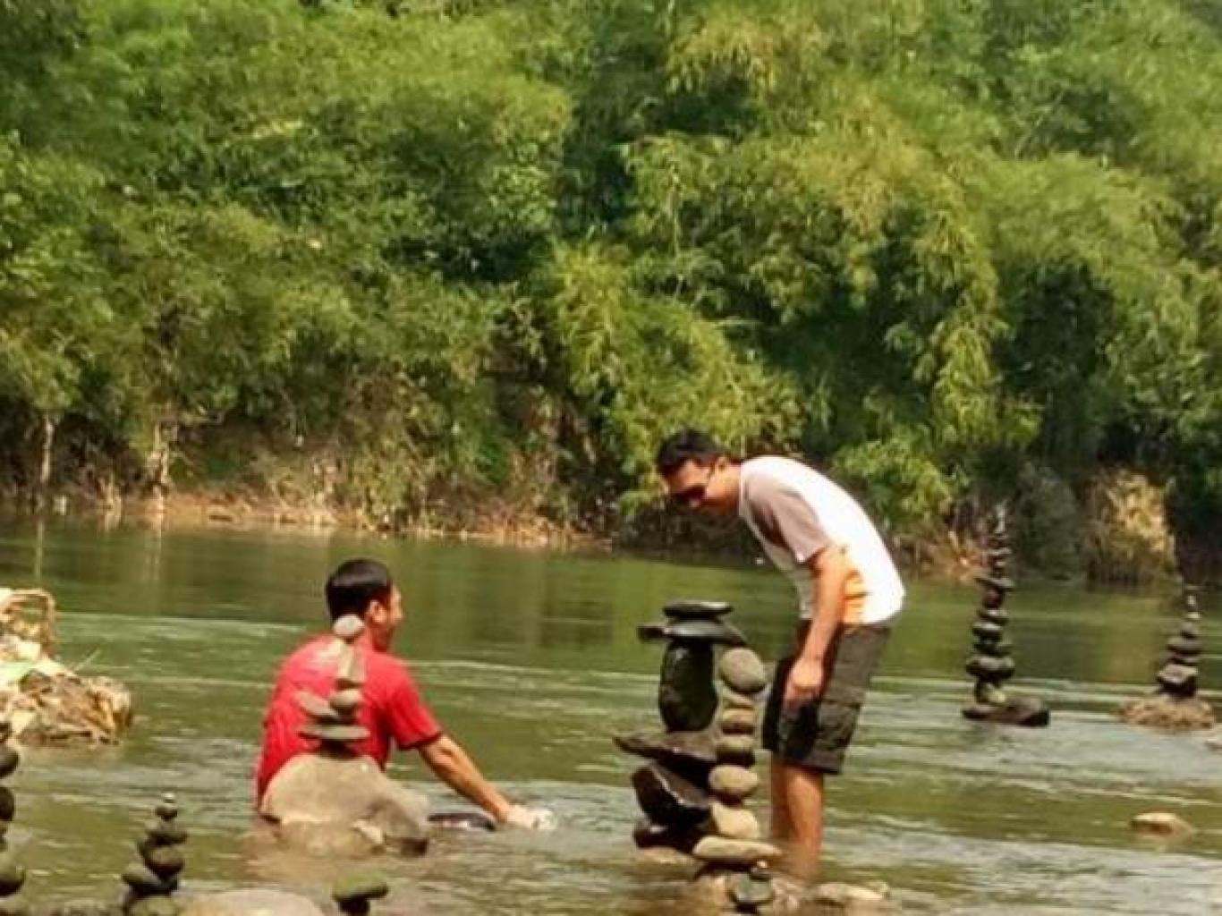 Rock Balancing