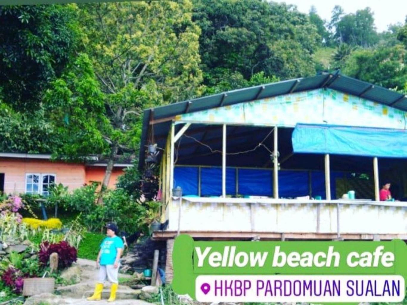 yellow beach cafe
