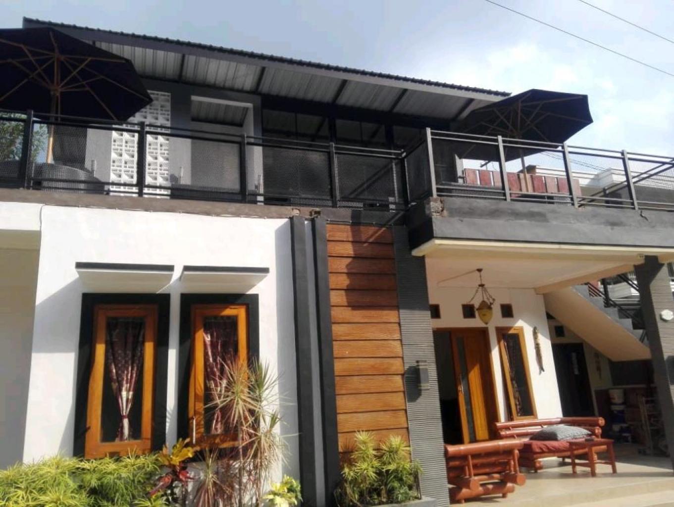 ZORA HOMESTAY